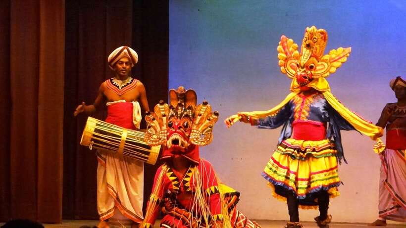 Sri Lanka Heritage Sites: 6-Day Private Guided Tour - Day 5: Little England, waterfalls, and Colombo