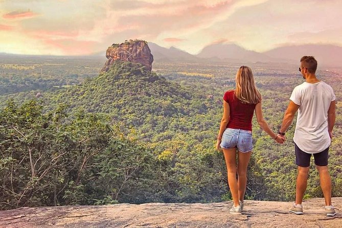 Sri Lanka private tour package 9 night 10 Day with driver+vehicle+accommodations - Day 5: Kandy’s city center and final royal capital