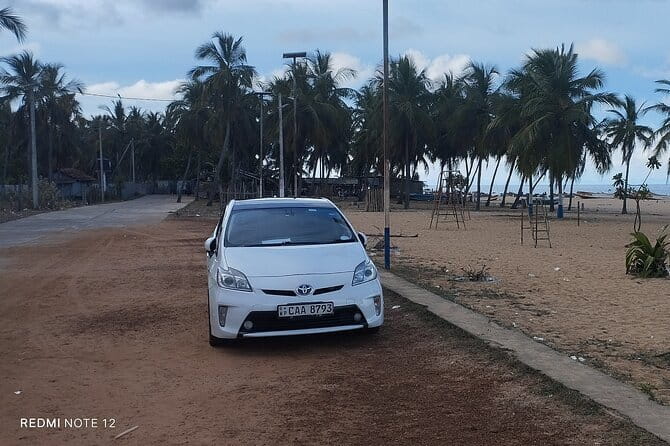 SriLanka Car Rental with Chauffeur per Day | Car/Van/Minibus - What is included in the $94 price