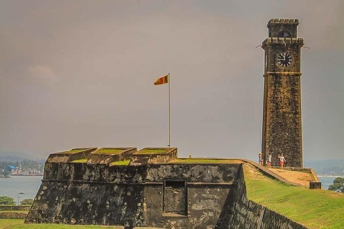 SriLanka Shore Excursion by Genuine Srilankans - Independence Square and the story of 1948