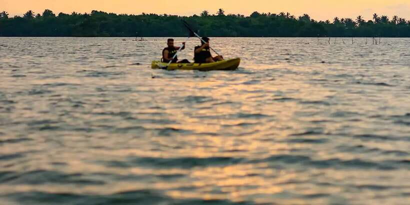 Sunset Kayaking on the Negombo Lagoon - The Sunset Stretch and Return Before Dark