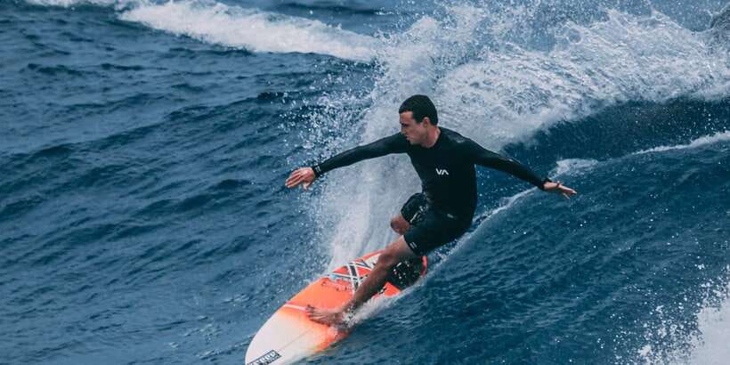 Surfing in Weligama - Key points to know before you book