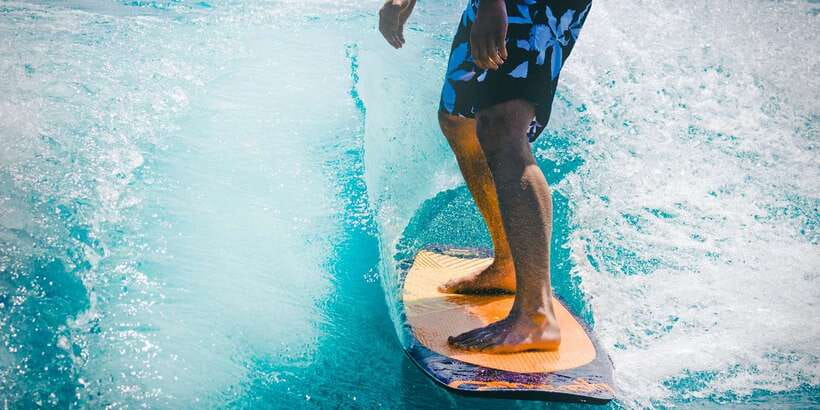 Surfing in Weligama - A private lesson with English or Singhalese guidance