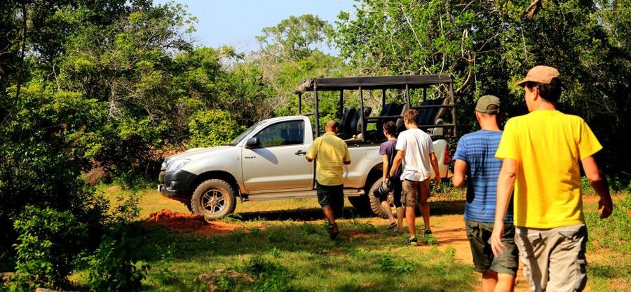 Tangalle/Hiriketiya: Udawalawa Safari & Elephant Transit Hom - Who will enjoy this safari most?