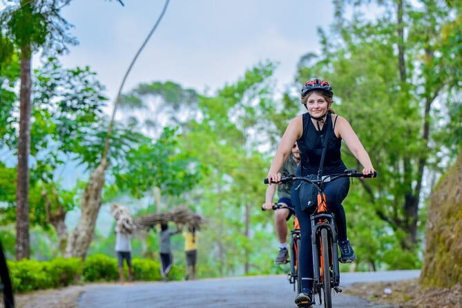 Tea Loops E-Biking - Quiet roads, village life, temples, and churches