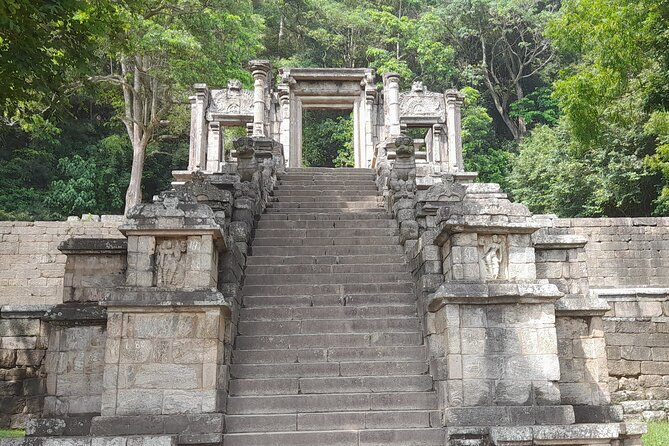 Tours and Transportation in Sri Lanka - How the private format changes the trip