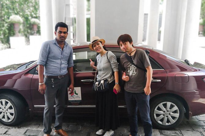 Transfer between Colombo Airport (CMB) and EKHO Surf, Bentota - The two-hour private drive to EKHO Surf, Bentota