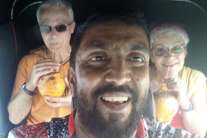 Tuk Tuk city tour is very cheap in colombo( All inclusive tour) - Jami Ul-Alfar Mosque in Pettah