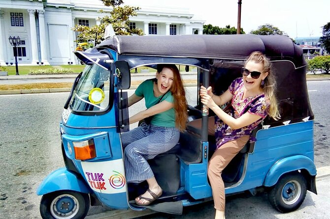 Tuk Tuk Private Safari Tour Exploring Sri Lanka's Capital Colombo - Pettah reveals the working city