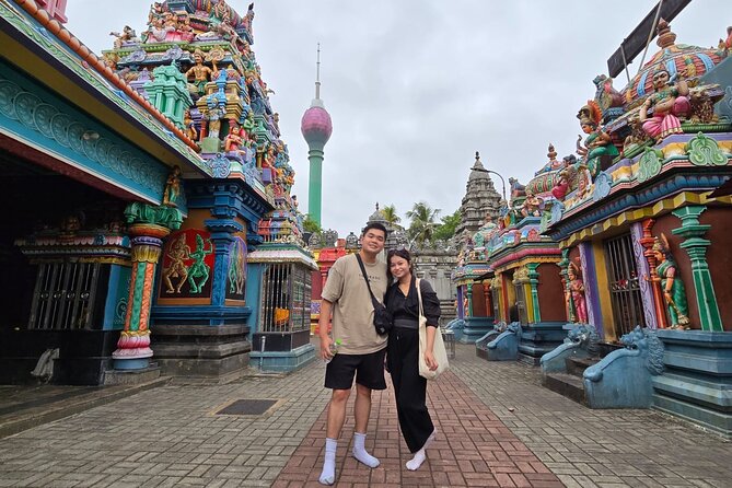 Tuk Tuk safari capital Colombo (Food and Entry Fees) Including - A Hindu kovil and Colombo’s green center
