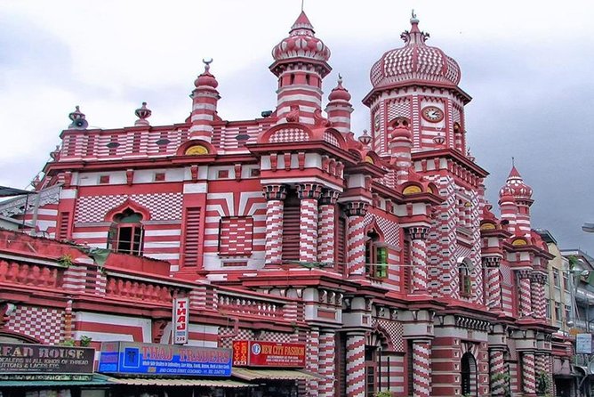 Tuk Tuk Tour to Colombo City from Colombo Port Passenger Terminal - Parks, monuments, and Colombo’s civic center