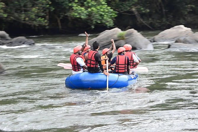 white Water Rafting In Kitulgala from Bentota - The long road from Bentota to Kitulgala